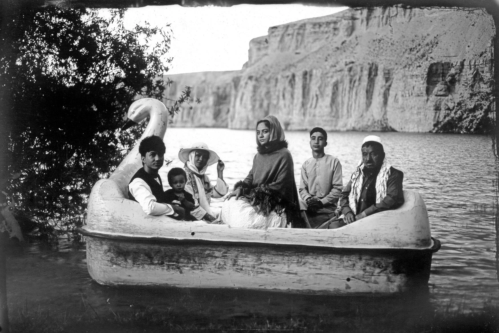 その他 When Bamboo Bloom: An Anthropologist in Taliban's Afghanistan Amazon.com: When Bamboo Bloom: An Anthropologist in Taliban's